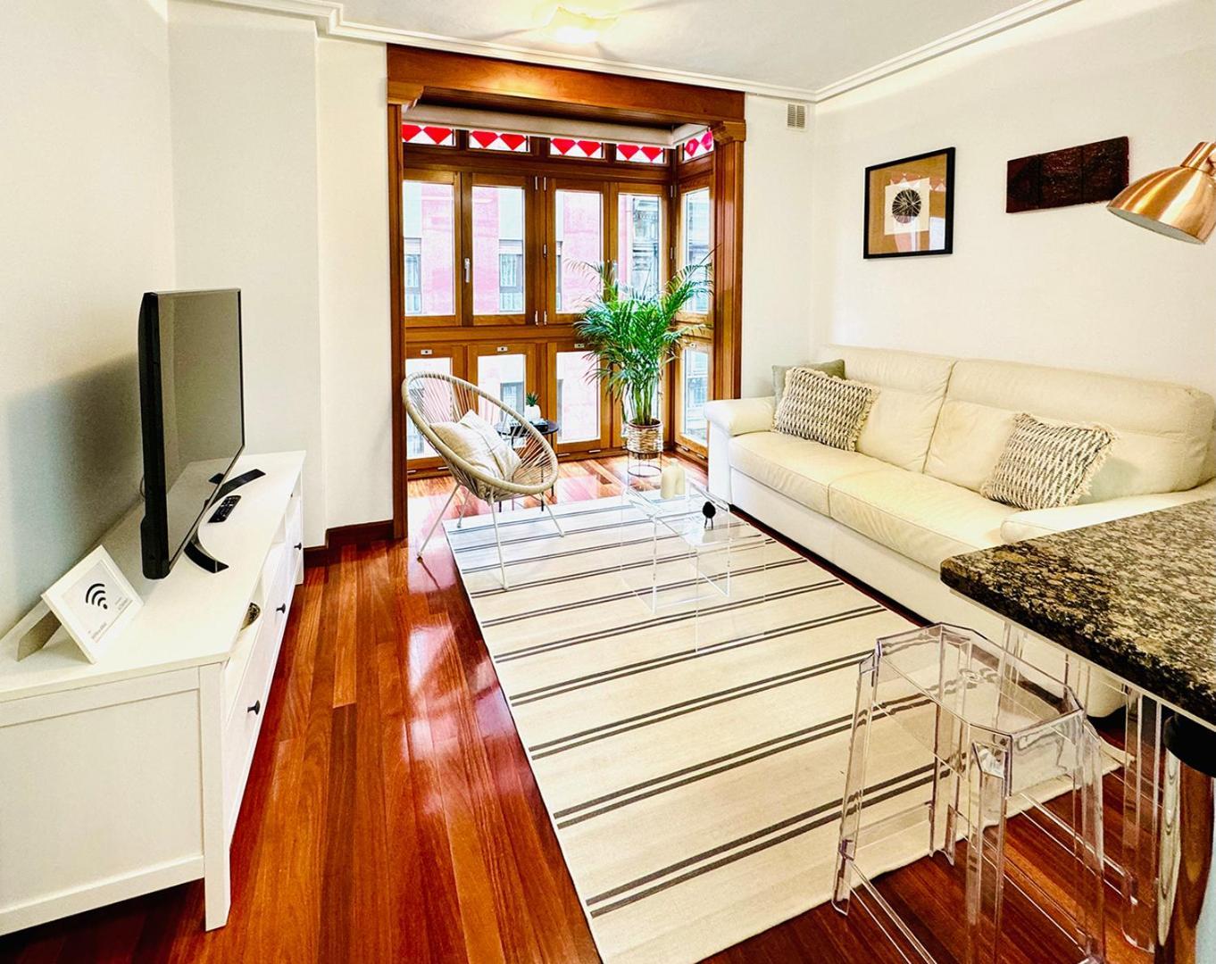 Apartamento "Balcon Del Parchis" A 200 Metros De La Playa خيخون المظهر الخارجي الصورة